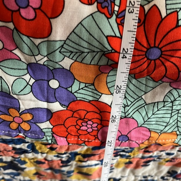 Red floral print boho ruffle blouse Size Large NWOT - Picture 6 of 6